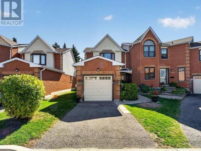 Townhouse for sale in McKenzie Marsh, Aurora