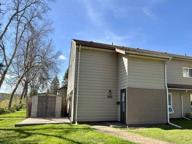 Townhouse for sale in Thunder Bay, Ontario