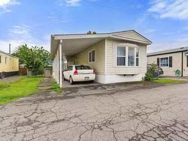 House for sale in Agassiz House for sale in Agassiz