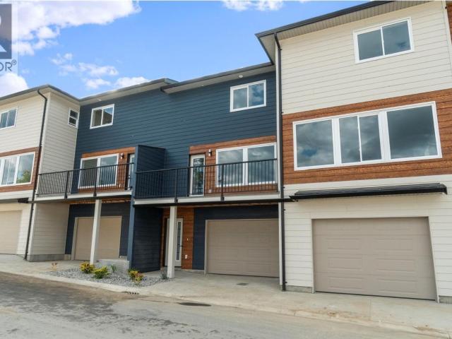 Townhouse for sale in Salmon Arm, British Columbia
