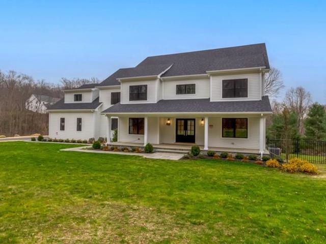 House for sale in Easton, Connecticut