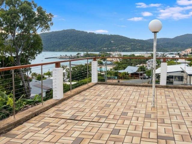 House for rent in Airlie Beach