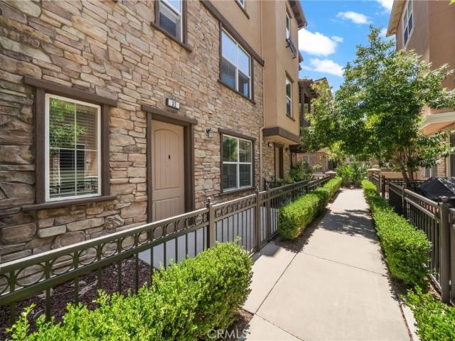 Townhouse for sale in Mission Viejo, California