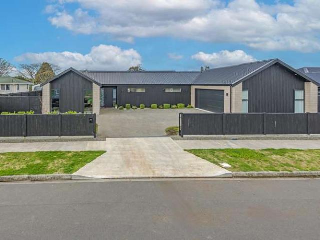 House for sale in Hokowhitu, Manawatu-Whanganui