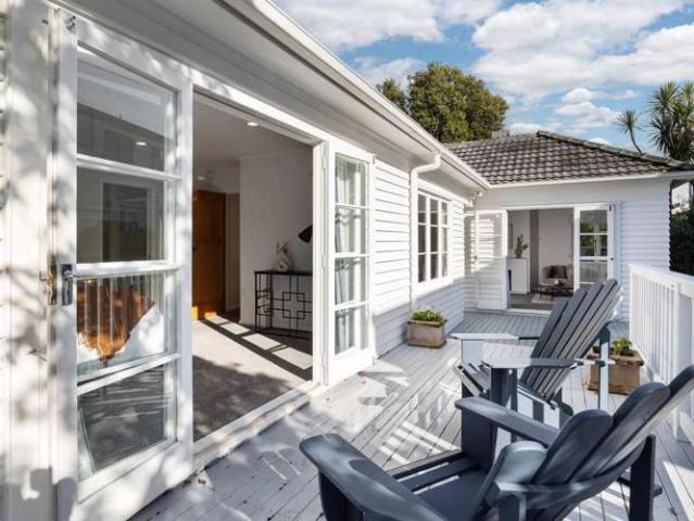 House for sale in Onehunga, Oroua County