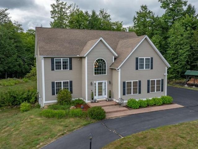 House for sale in New Hampshire