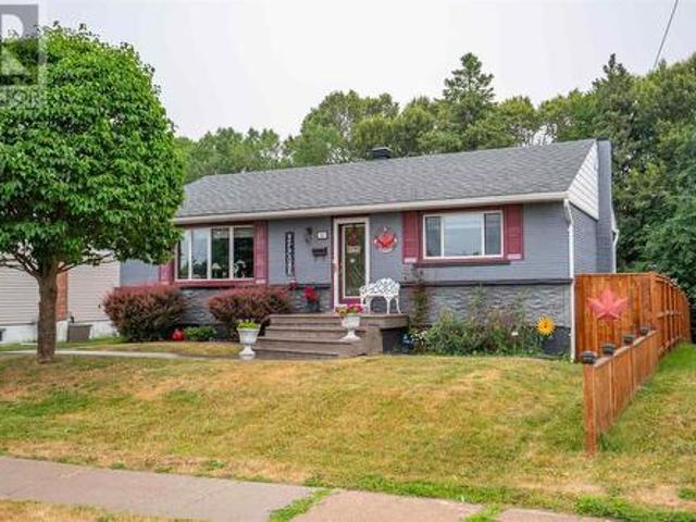 House for sale in Sault Sainte Marie, Ontario
