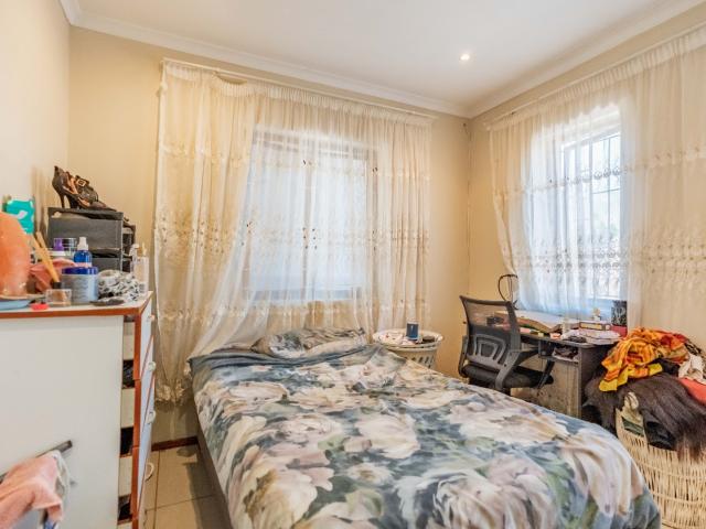 Apartment for sale in Durban North, Kwazulu-natal