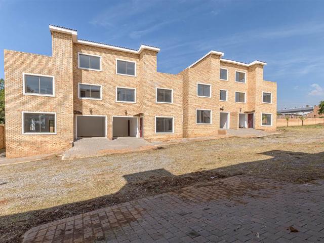 House for sale in Vosloorus, Gauteng