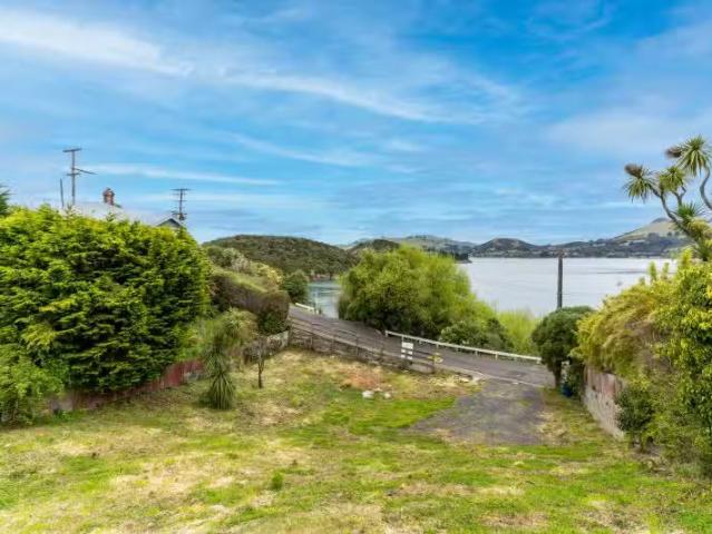 House for sale in Otakou