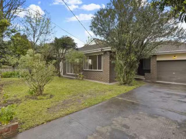 House for rent in Box Hill