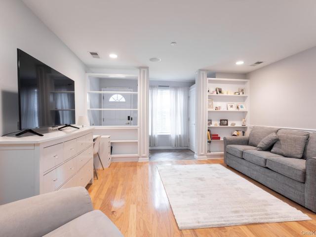 Condo for sale in Rockland, New York