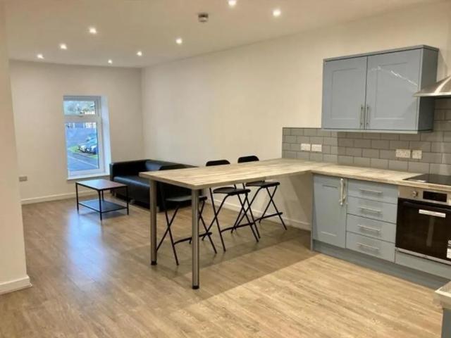 House for rent in Troed-y-rhiw, Troedyrhiw