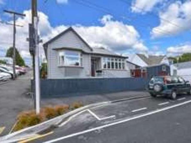 House for rent in Otakou