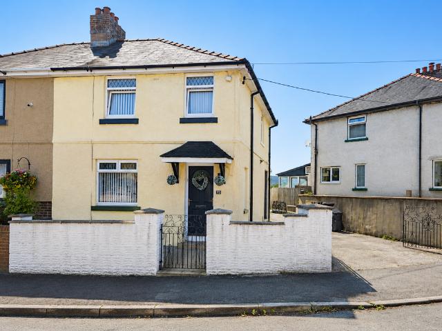 House for rent in Vaynor, Wales
