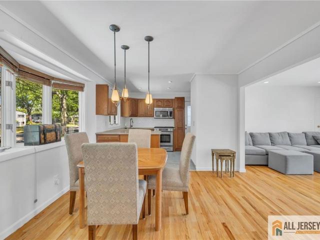 House for sale in Cliffwood, New Jersey