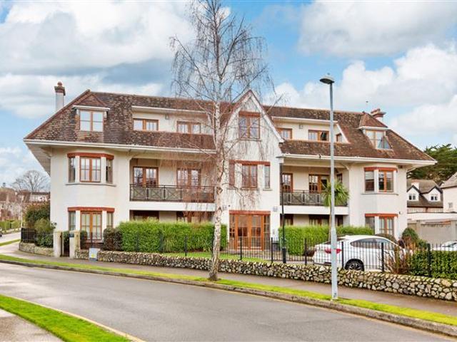 Apartment for sale in Carrickmines, North Tipperary