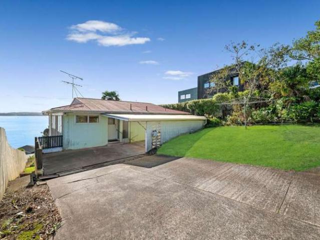 House for sale in Maraetai