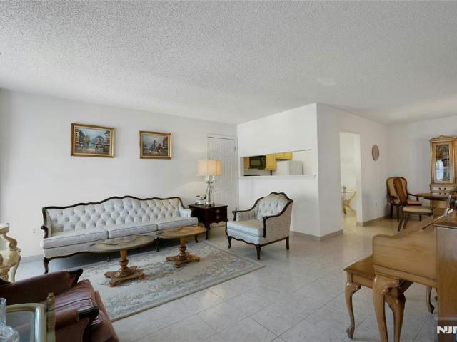 Townhouse for sale in Hudson, New Jersey