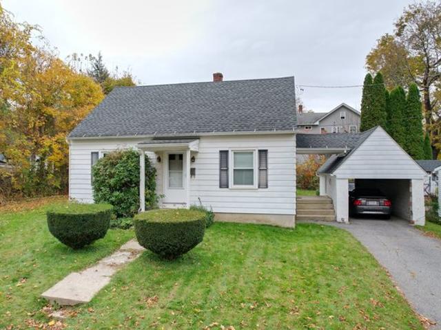 House for sale in Winchester Center, Connecticut