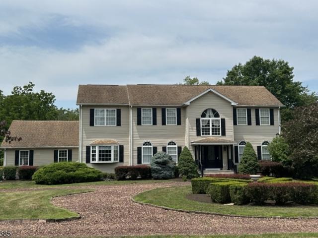 House for sale in Neshanic Station, New Jersey