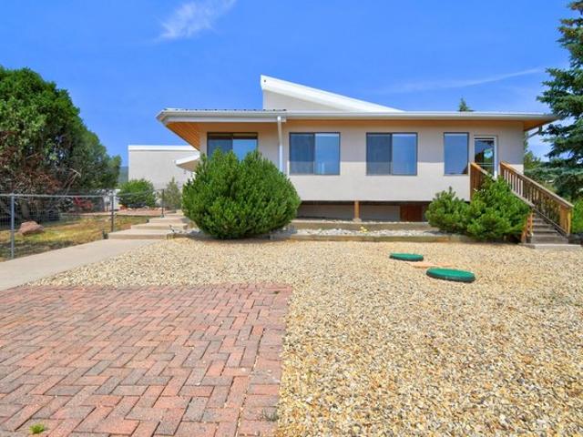 House for sale in Cedar Crest, New Mexico