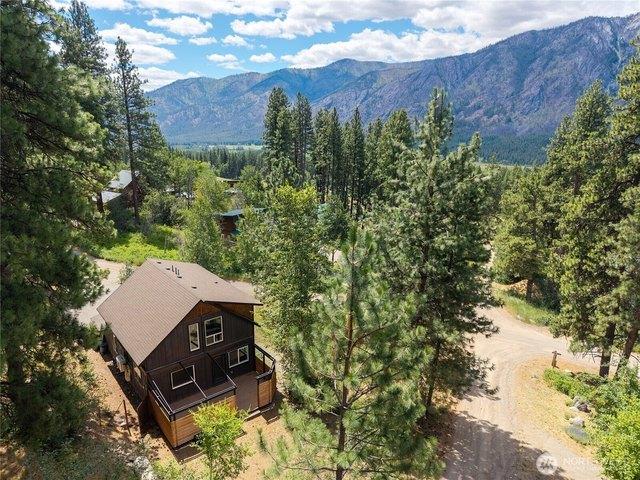 House for sale in Winthrop, Washington