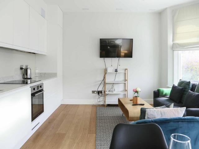 Apartment for rent in Fulham, Walham Green