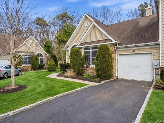 Property for sale in Bohemia, New York