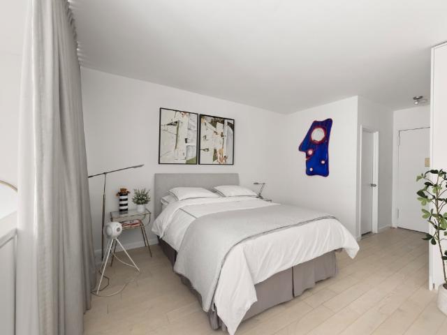 Condo for sale in Arverne, New York