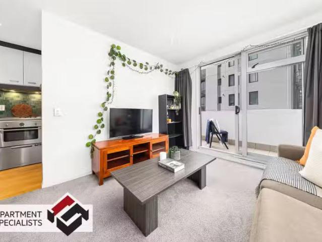 House for sale in Auckland, Oroua County