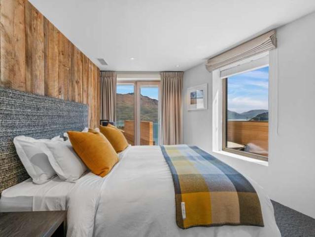 House for sale in Otakou