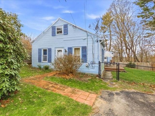 House for sale in Holbrook, Massachusetts
