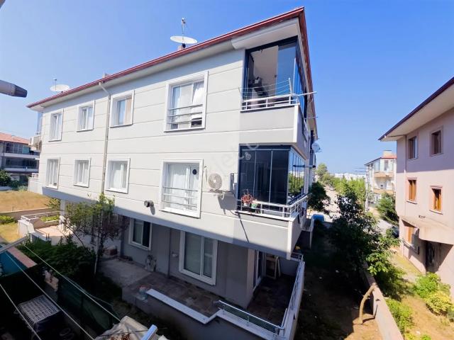 32 Evler, Karasu içerisinde satılık mülk