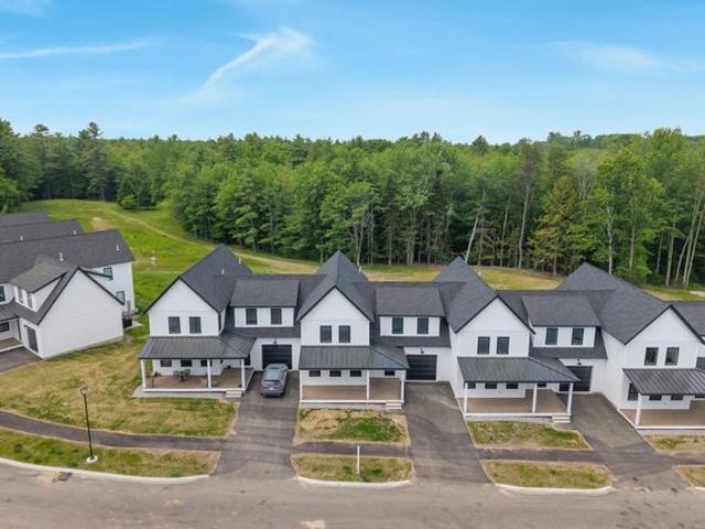 Townhouse for sale in Gorham, Maine
