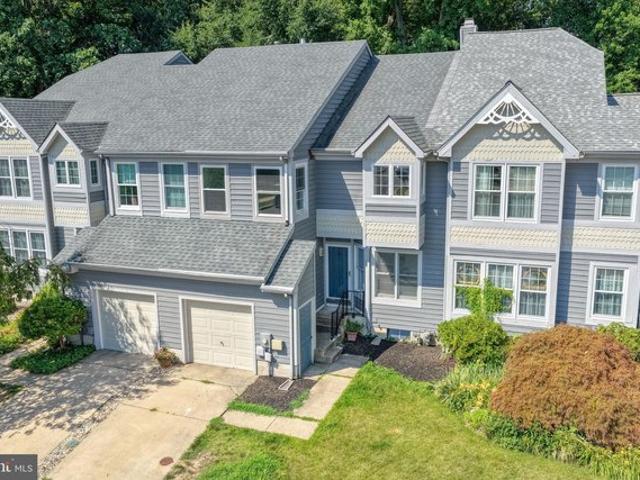 Townhouse for sale in Delaware