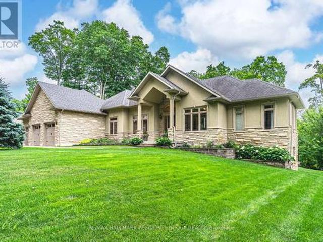 House for sale in Springwater