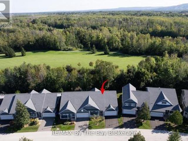 Townhouse for rent in Collingwood, Ontario