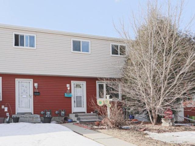 Townhouse for sale in Wedgewood, Alberta