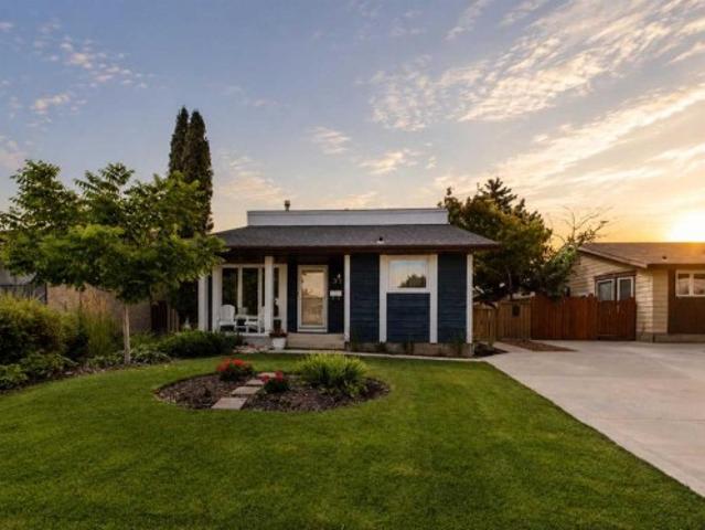 House for sale in Alberta