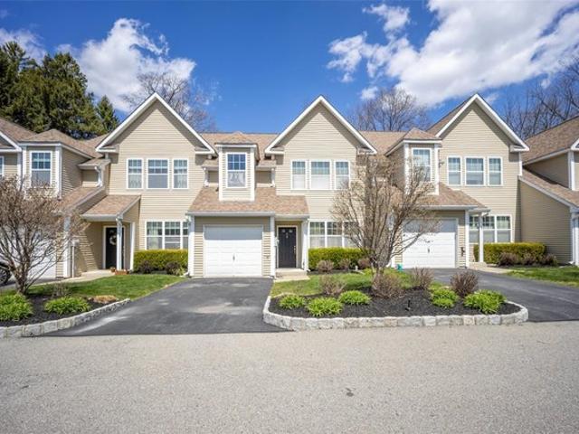 Condo for sale in Poughkeepsie, New York