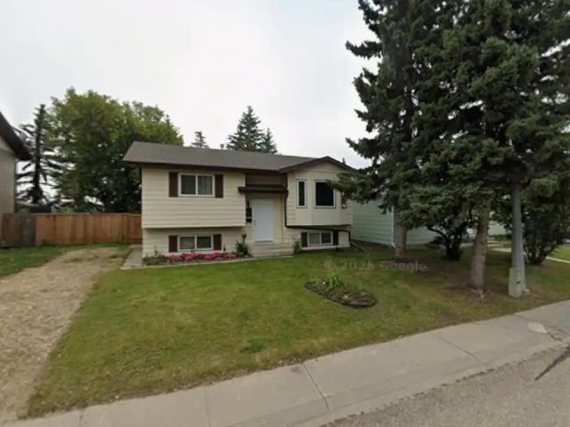 House for rent in Lacombe, Alberta