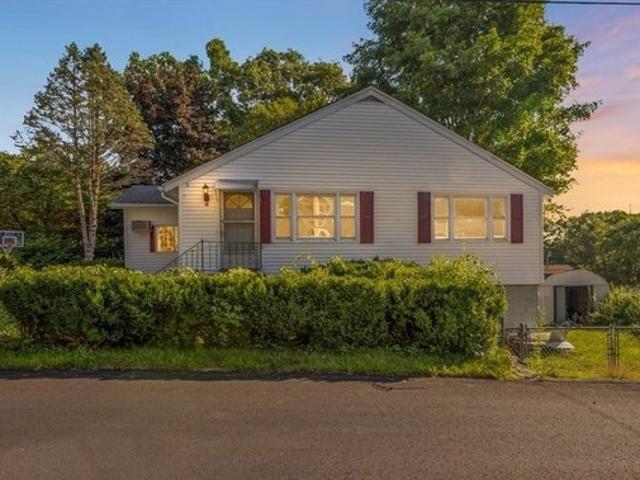 House for sale in Collinsville, Dracut