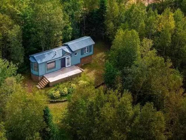House for sale in Hope River, Queens County
