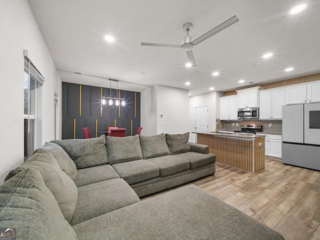 Townhouse for sale in Hoschton, Georgia