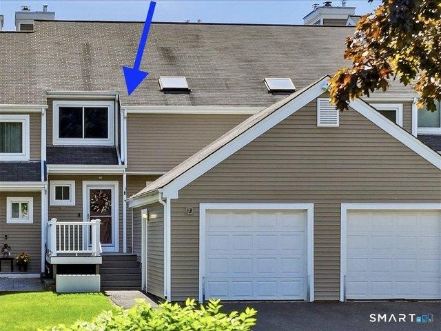 Townhouse for sale in Branford, Connecticut