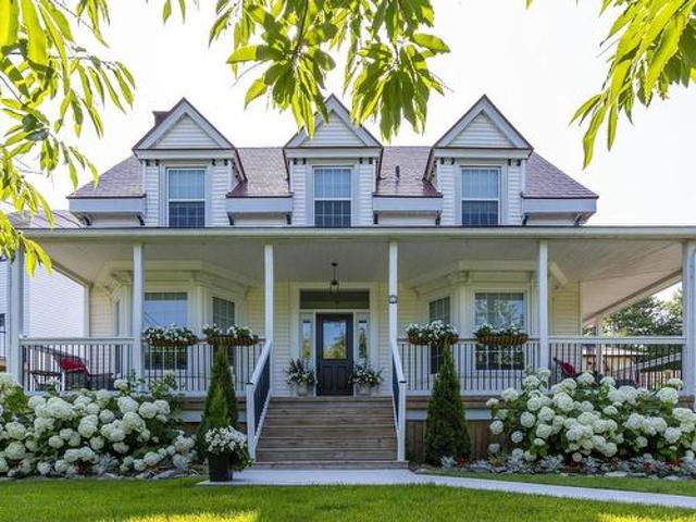 House for sale in Dartmouth, Nova Scotia