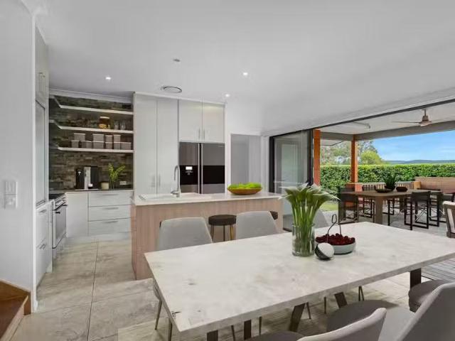 House for rent in Advancetown