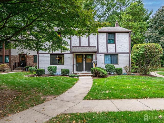 Townhouse for sale in Metuchen, New Jersey