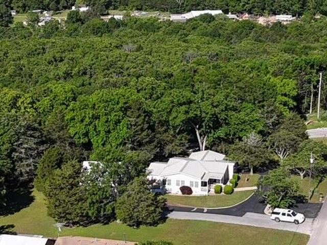 House for sale in Stone, Missouri